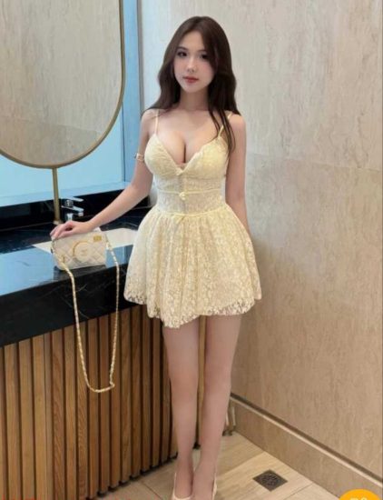 服务性感御姐-楼中凤